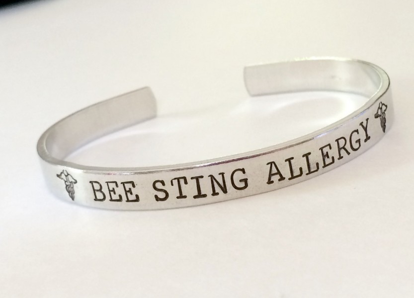Max Petals Food Allergy Children's Medical Alert ID Bracelets Child Size (7  inches) 4 Pack : Health & Household - Amazon.com